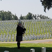 hire a funeral bagpiper in st louis
